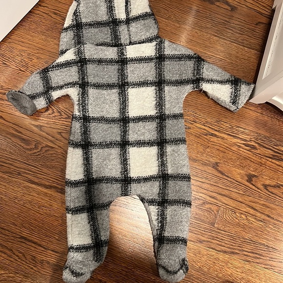 Plaid Wool Winter Bunting Outfit - Picture 3 of 4